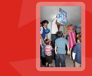 Shows musicales, mini carnavalito con sonido, luces y recreacion.